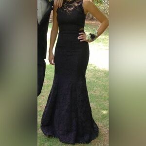 XSCAPE Black Lace Mermaid Gown Dress Size 4